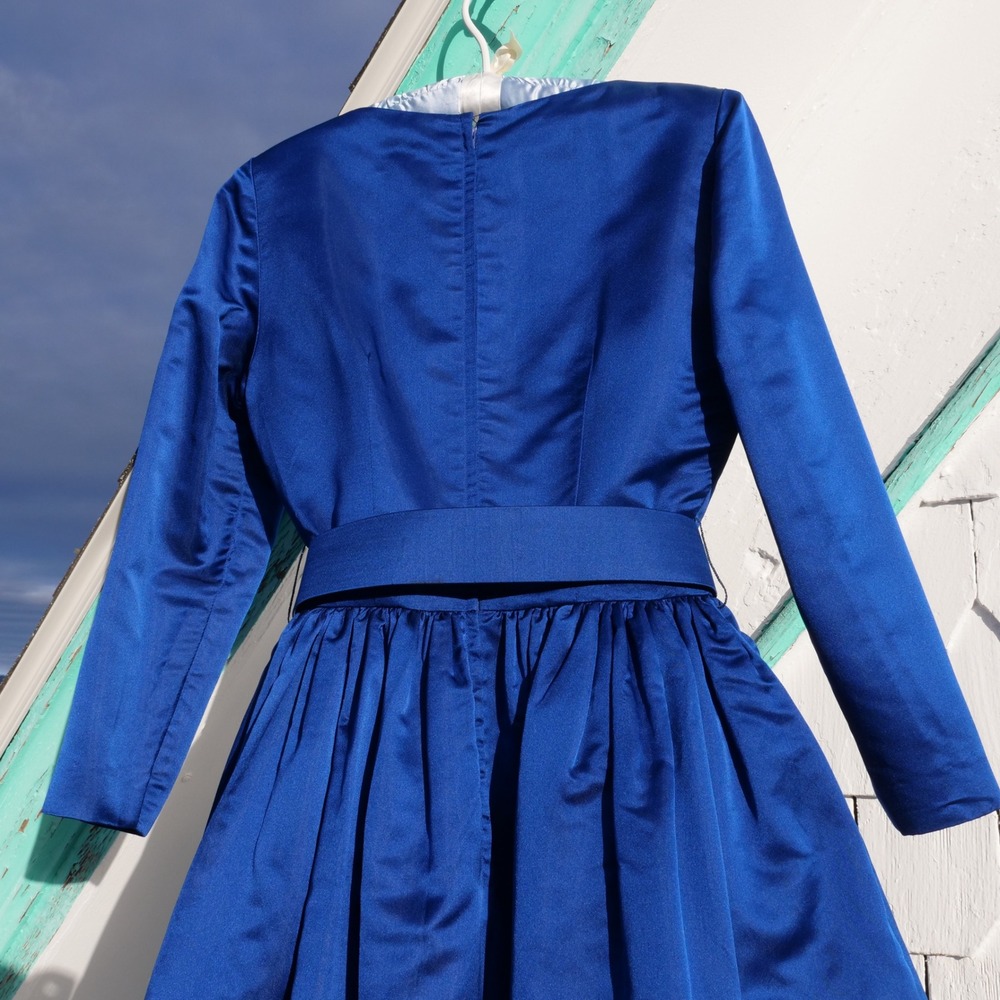 AMAZING 90s William Pearson‎ cobalt blue satin bubble hem cocktail dress - Picture 5 of 8
